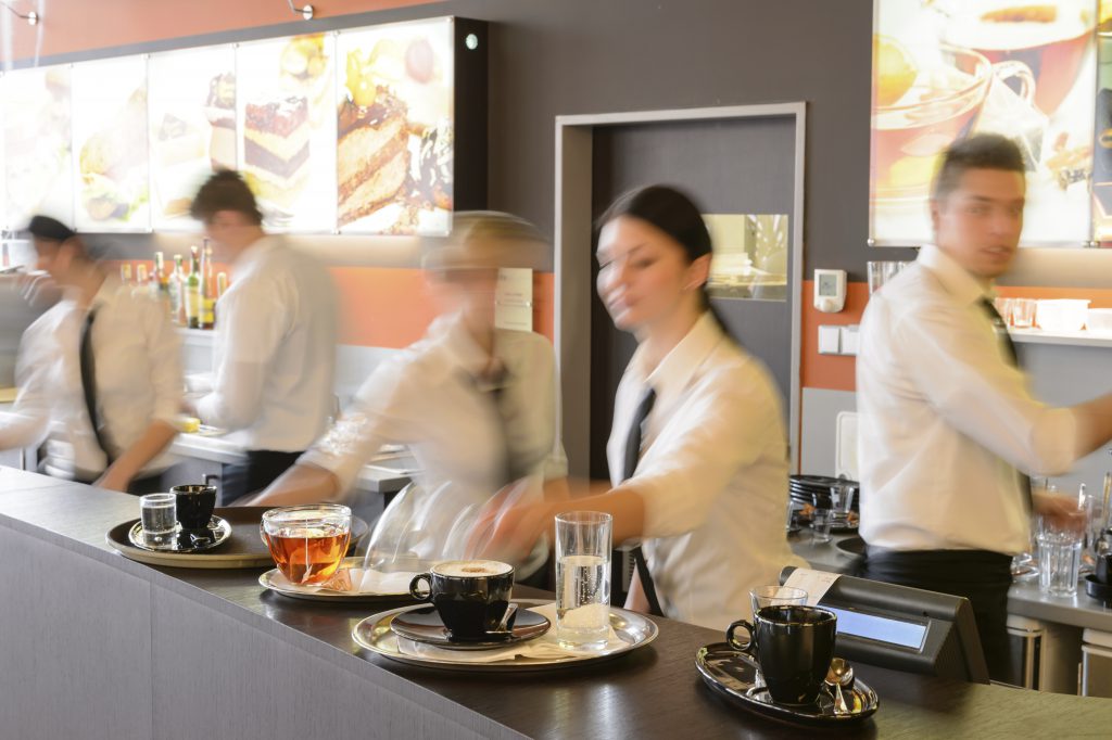 3-ways-your-restaurant-employees-are-stealing-from-you-modern