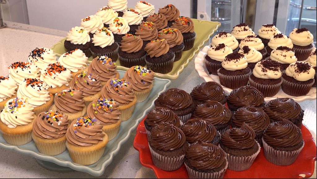 Little Daisy Bake Shop Blooming a Bakery Modern Restaurant