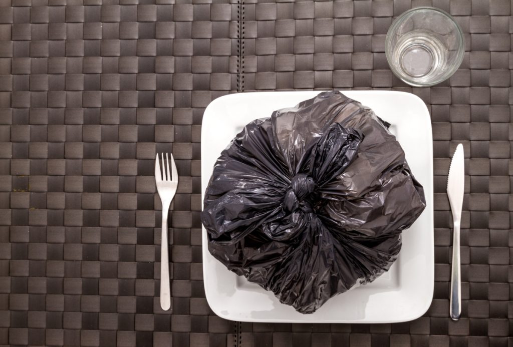 Ecobnb - 9 Simple Steps to Reduce Your Restaurant's Waste