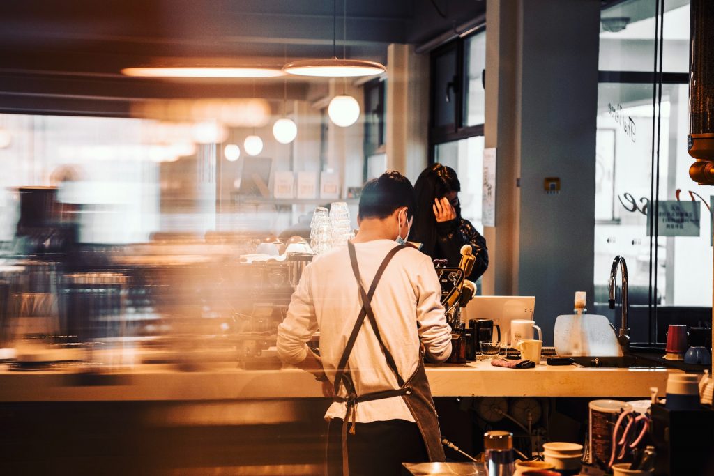 Amid Influx of New Employees, Restaurants Must Build and Reinforce Brand Excellence | Modern Restaurant Management