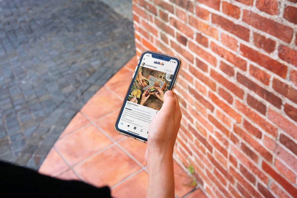 Harness Technology and Nip Negative Reviews Before They Happen | Modern Restaurant Management