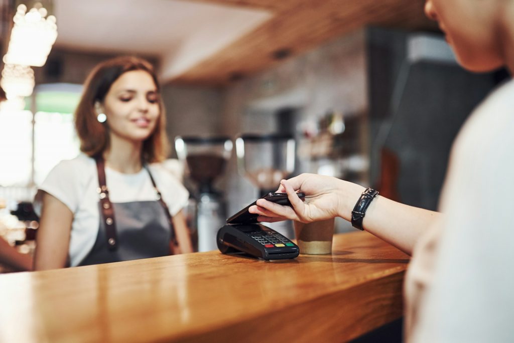 Make High-Traffic Times More Profitable with These Payment Optimization Tips | Modern Restaurant Management