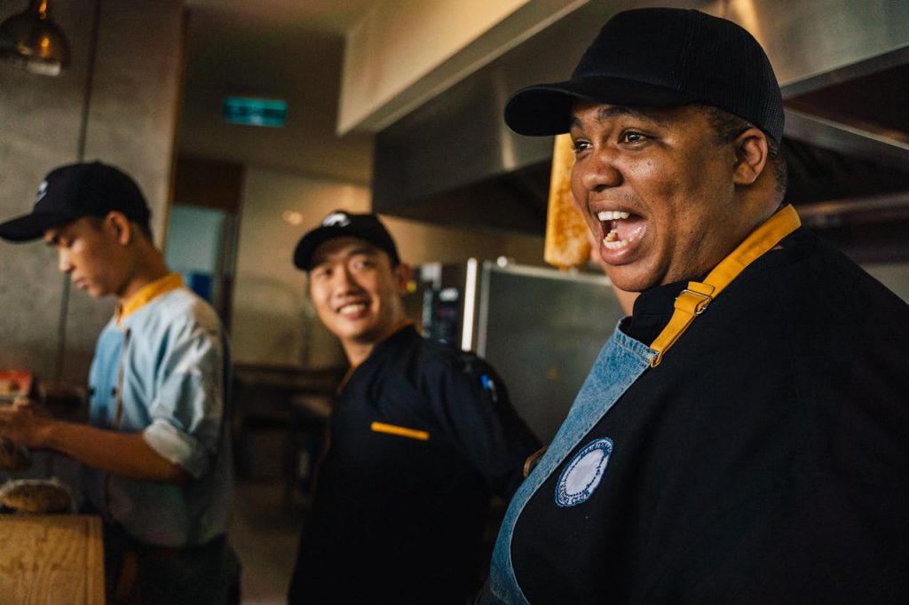 Daily, Weekly, Biweekly? What’s the Best Pay Schedule for My Restaurant? | Daily, Weekly, Biweekly? What’s the Best Pay Schedule for My Restaurant? | Modern Restaurant Management