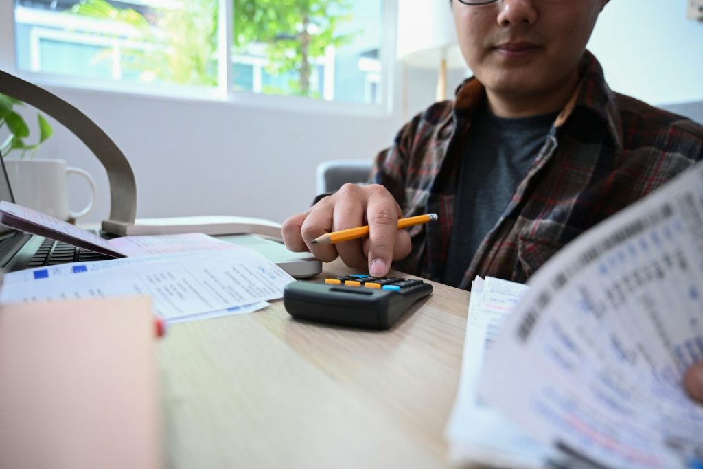 Restaurant Owners: If You Spend More Than an Hour on Payroll, Read This | Modern Restaurant Management