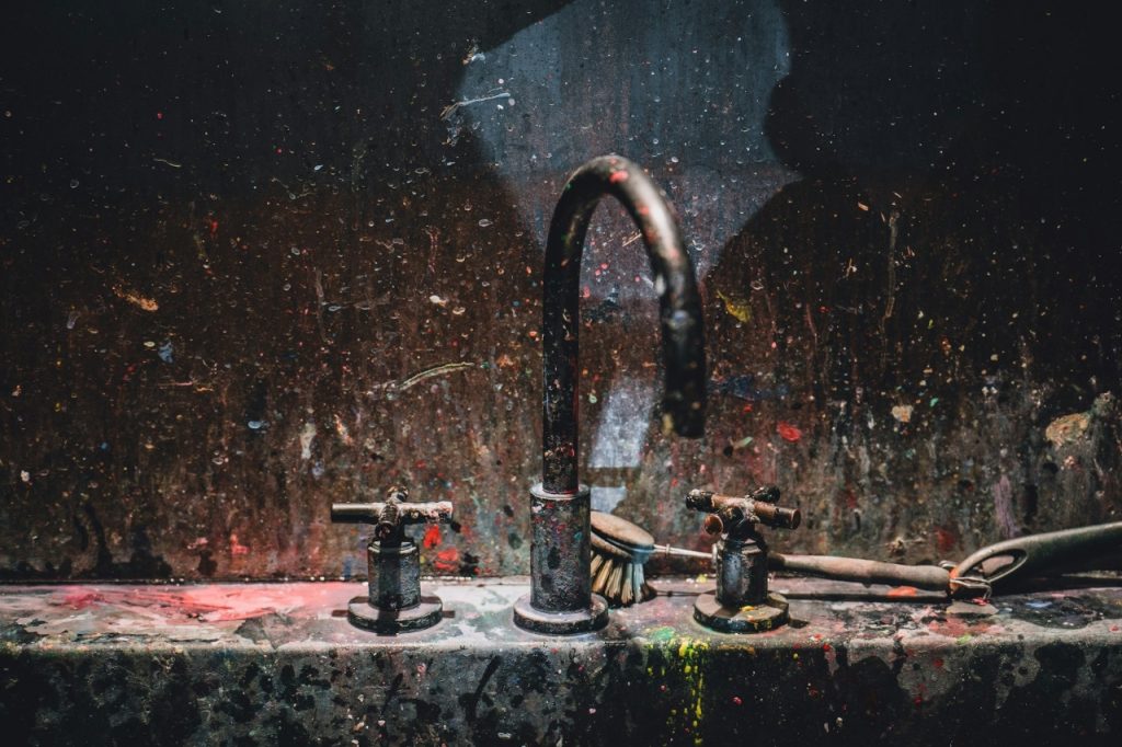 Plugging the Profit Leak: Addressing Revenue Leakage in Restaurant Operations | Modern Restaurant Management Plugging the Profit Leak: Addressing Revenue Leakage in Restaurant Operations | Modern Restaurant Management