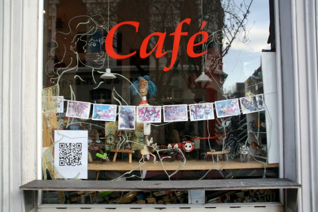 Consider QR Codes as Entry Points to Personalization | Modern Restaurant Management Consider QR Codes as Entry Points to Personalization | Modern Restaurant Management